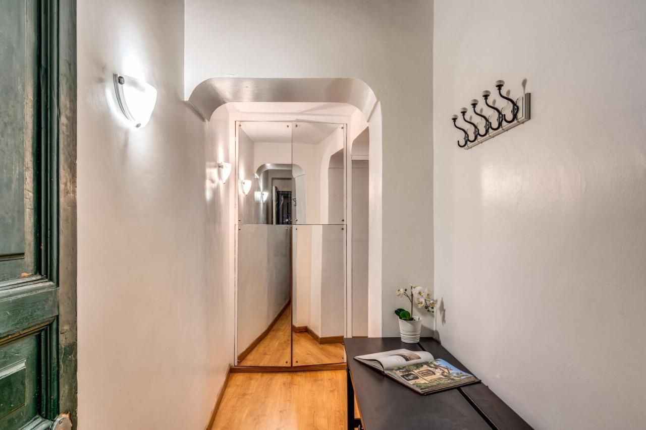 Italianflat- Alla Fontana Di Trevi Roma Phòng bức ảnh